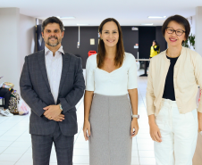 Imagem com foto da 2ª fase do V Concurso para defensor(a) público(a) do Paraná.