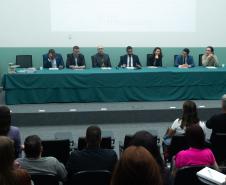 Imagem com foto da abertura do curso do júri da DPE-PR em Curitiba.