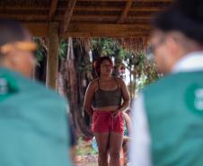 Foto da atuação do NUPIER na aldeia Yvy Okaju, em Guaíra.