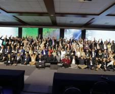 Imagem com foto de cobertura do encerramento do 1º Congresso de Tecnologia das Defensorias