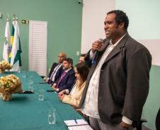 Presidente da Associação dos Servidores da Defensoria discursa durante a solenidade. 