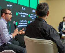 Finalistas do prêmio apresentam seus projetos