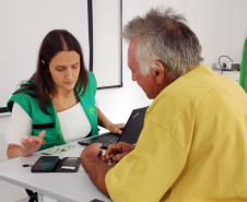 Assistido recebe atendimento da Defensoria Pública em Mutirão em Cerro Azul.