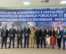 Defensores Públicos posam para foto. 
