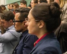 Público presente na abertura do curso.