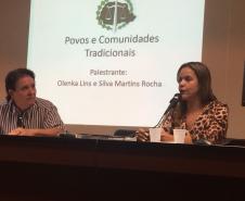 Olenka Lins ministra palestra.
