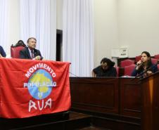 NUCIDH participa de Audiência Pública com a população de rua sobre as violações de seus direitos.