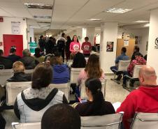 Quarta palestra da Associação Amigas da Mama no CAM de Curitiba
