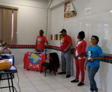 Alunos do curso Defensores Populares de Paranaguá receberam o Movimento Nacional da População de Rua (MNPR)