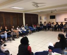 NUDEM palestra sobre violência obstétrica 