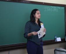 EDEPAR e NUCIDH realizam lançamento de cartilha sobre a Consciência Negra em colégio estadual 