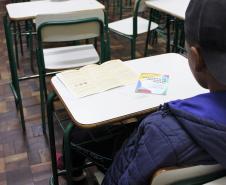 EDEPAR e NUCIDH realizam lançamento de cartilha sobre a Consciência Negra em colégio estadual 