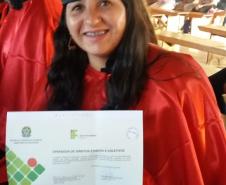 Formanda da 1ª turma de Operadores Em Direitos Étnicos E Coletivos Faxinalenses.