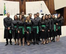 Novos defensores públicos estaduais tomam posse no Paraná