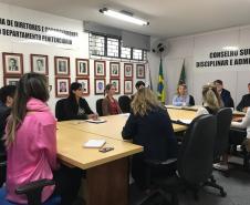 Mesa de reunião do Grupo de Trabalho