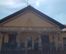 Fachada da prefeitura do município. 