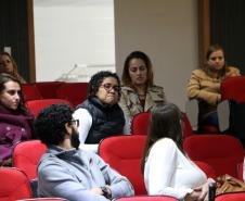 Durante o evento, foi possível ouvir um depoimento emocionado de uma enfermeira obstétrica
