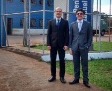 O coordenador do Grupo de Trabalho de Execução Penal da Defensoria Pública do Paraná, Eduardo Pião Ortiz Abraão, e o defensor público Adriano da Silva Araújo. 