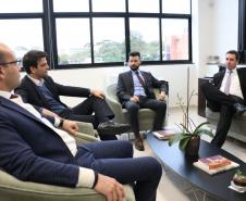 Vice-prefeito de Curitiba visita a Sede Administrativa da DPE-PR