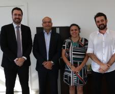Da direita para a esquerda: o subdefensor público-geral, dr. Matheus Cavalcanti Munhoz; o defensor público-geral, dr. Eduardo Abraão; a presidente eleita, dra. Ana Caroline Teixeira; e o vice-presidente eleito, dr. Dezidério Machado Lima.