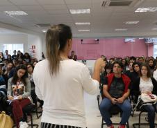 Conduzido pelos grupos Mães Pela Diversidade e TransGrupo Marcela Prado, o encontro possibilitou debates e trocas de experiência.