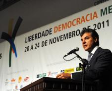 Governador Beto Richa participa da sessão solene de abertura da XXI Conferência Nacional dos Advogados no centro de convenções expounimed.Curitiba, 21/11/2011Foto: AENotícias