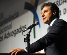 Governador Beto Richa participa da sessão solene de abertura da XXI Conferência Nacional dos Advogados no centro de convenções expounimed.Curitiba, 21/11/2011Foto: AENotícias