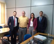 O defensor Juliano Marold, o procurador Evandro Mário Lazzari e os defensores Cinthia Azevedo Santos e Wisley Rodrigo dos Santos.