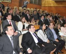 Realizada no Refúgio Biológico Bela Vista, em Foz do Iguaçu, a cerimônia de lançamento contou com a presença de várias autoridades.