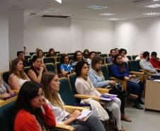 Roda de conversa discutiu violência de gênero.