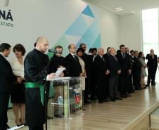 O governador Beto Richa empossa nesta terça-feira, no Palácio Iguaçu, os trinta e seis novos defensores públicos que irão reforçar o atendimento da Defensoria Pública do Paraná