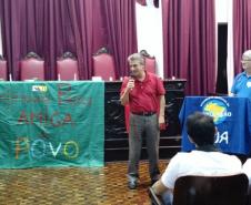 O deputado estadual Tadeu Veneri prestigiou a posse popular dos novos defensores públicos.
