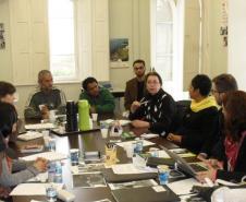 A assistente social Maria Isabel Pierin Pacheco representa a DPPR em reunião que debateu a situação da população em situação de rua.