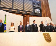 Solenidade de lançamento dos núcleos especializados da Defensoria Pública do Paraná na Assembleia Legislativa.