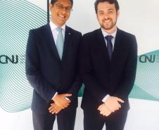 Os defensores públicos Ricardo Menezes da Silva e Dezidério Machado Lima também estiveram no CNJ para tratar do pedido de regulamentação do Fundo de Aparelhamento da Defensoria Pública do Estado do Paraná (FADEP).