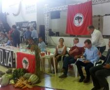 O evento acabou virando também um ato simbólico e político em favor da pacificação no campo. Diversas autoridades, como senadores, deputados, prefeitos e outros políticos da região estiveram presentes na cerimônia.