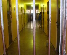 Desde 2014, a penitenciária recebe detentas de outros locais, o que vem provocando um clima de instabilidade.