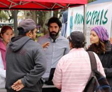 A equipe da Defensoria prestou orientação jurídica gratuita à população em situação de rua de Curitiba.