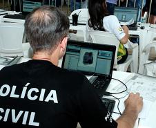 O Mutirão da Cidadania de Paranavaí encerra as atividades com uma marca histórica no numero de identidades confeccionadas pelo Instituto de Identificação do Estado: já foram expedidos 14 milhões de documentos desde a sua fundação. 