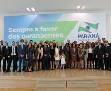 Governador dá posse ao novo defensor-geral do Estado do Paraná.