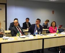 O defensor público geral do Paraná participa de reunião com os defensores públicos gerais