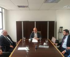 Encontro em que o professor doutor Jacinto Coutinho fez o convite para o defensor público-geral, Eduardo Abraão.