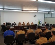 Estão na foto, da esquerda para a direita: o promotor de justiça Aurélio José Aggio, o juiz de direito da Justiça Militar do Estado, Davi Pinto de Almeida, o major Altemistoncley Diogo Rodrigues, os capitães, Reginaldo Rohden Cezar, Eleandro Azevedo e Sérgio Vieira Benício, e  o defensor público Rodolpho Mussel.