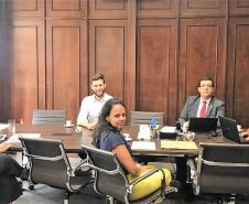 Durante a tarde de sexta-feira, a Comissão Especial de Mobilidade urbana, moradia e questões fundiárias reuniu-se no auditório da Defensoria Pública de São Paulo.