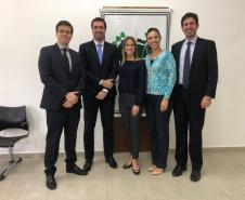 Subdefensor público-geral, Matheus Munhoz e membros da DPPR em Ponta Grossa