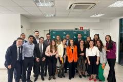 Imagem com foto da abertura do novo curso de defensores públicos e defensoras públicas do Paraná.