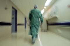 Em menos de 48 horas houve deferimento de tutela antecipada e a adolescente logo iniciou o tratamento no hospital Erasto Gaertner, em Curitiba.