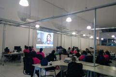 Reunião do projeto "Recomeçar" com as assistidas.