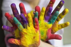 Criança com Síndrome de Asperger terá ensino especializado