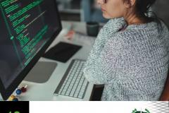 A data reforça a valorização de profissionais da área de tecnologia.